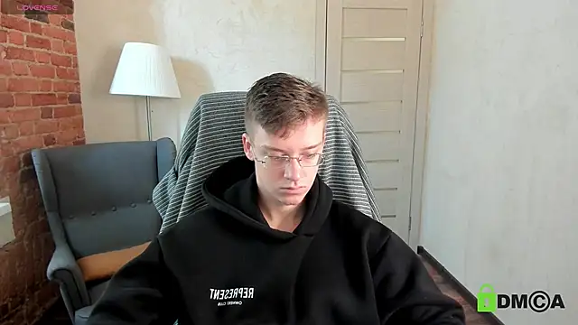 Harm Dick online show from September 28, 2025, 11:39 am