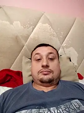 Amberdual online show from October 19, 2025, 3:59 pm