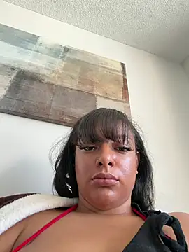 Snapshot of allybluee777 chatting on February 9, 2026, 2:37 pm allybluee777 online show from February 9, 2026, 2:37 pm