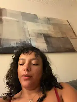 Snapshot of allybluee777 chatting on February 26, 2026, 2:44 am allybluee777 online show from February 26, 2026, 2:44 am