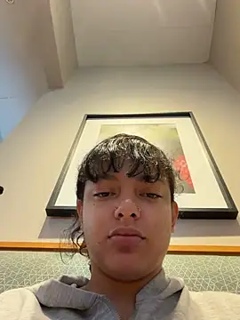 Snapshot of allybluee777 chatting on February 13, 2026, 1:33 pm allybluee777 online show from February 13, 2026, 1:33 pm