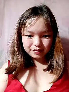 Snapshot of XoiXoi232 chatting on October 3, 2025, 1:12 pm XoiXoi232 online show from October 3, 2025, 1:12 pm