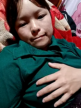 Snapshot of XoiXoi232 chatting on October 11, 2025, 12:00 am XoiXoi232 online show from October 11, 2025, 12:00 am