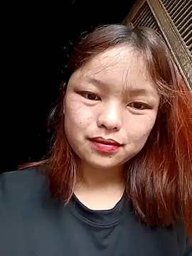 Snapshot of XoiXoi232 chatting on September 22, 2025, 1:44 am XoiXoi232 online show from September 22, 2025, 1:44 am