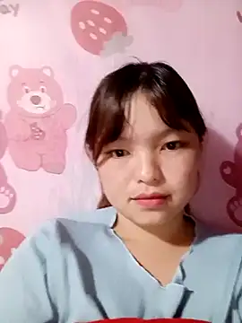 Snapshot of XoiXoi232 chatting on October 16, 2025, 1:36 am XoiXoi232 online show from October 16, 2025, 1:36 am