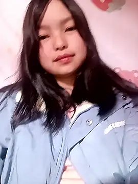 XoiXoi232 online show from January 14, 2026, 1:15 pm