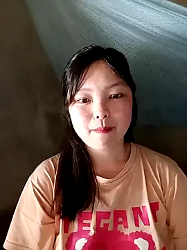 XoiXoi232 online show from April 14, 2026, 2:49 am