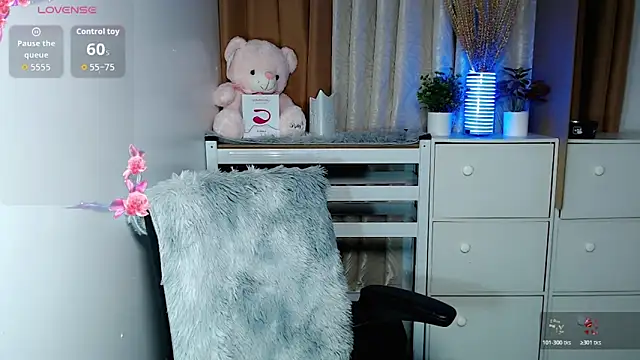 Snapshot of _Jenniyah_ chatting on October 24, 2025, 2:32 am Jenniyah online show from October 24, 2025, 2:32 am