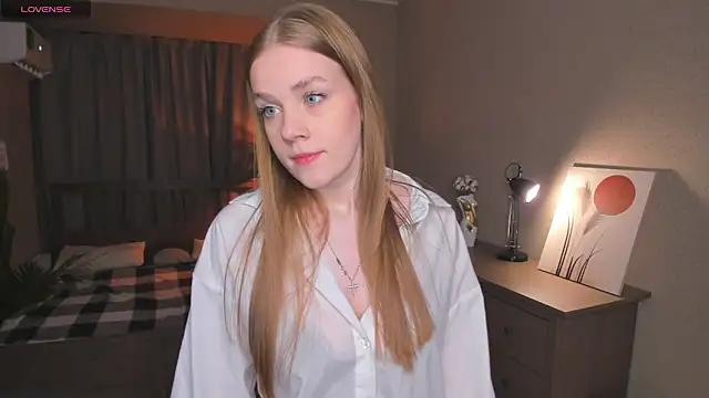 Snapshot of OdellaFrake chatting on October 10, 2025, 7:36 pm OdellaFrake online show from October 10, 2025, 7:36 pm