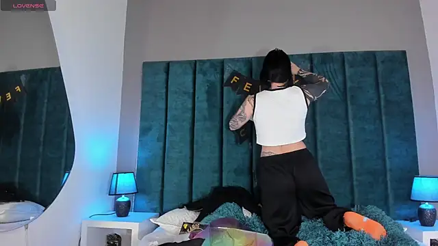 Snapshot of kate_cass chatting on October 4, 2025, 11:45 am kate cass online show from October 4, 2025, 11:45 am