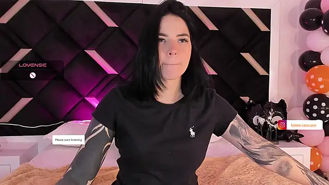 Snapshot of kate_cass chatting on October 20, 2025, 3:41 am kate cass online show from October 20, 2025, 3:41 am