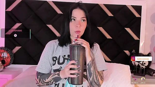 Snapshot of kate_cass chatting on October 22, 2025, 3:39 am kate cass online show from October 22, 2025, 3:39 am