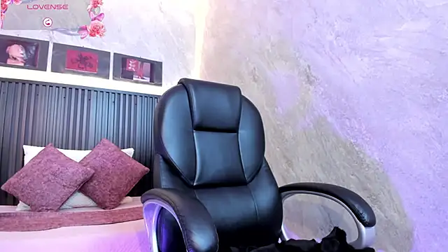 Snapshot of dark__nymph chatting on September 16, 2025, 12:28 pm dark  nymph online show from September 16, 2025, 12:28 pm