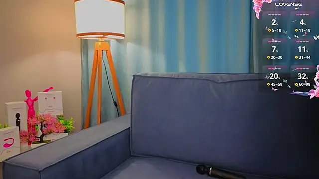 Snapshot of Lolisin chatting on May 13, 2026, 4:36 pm Lolisin online show from May 13, 2026, 4:36 pm
