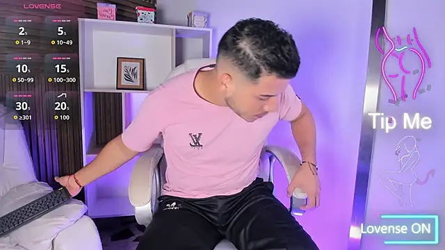 Axel grey  online show from November 16, 2025, 11:37 am