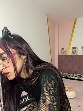 Snapshot of _Amatista_Fire chatting on February 25, 2026, 1:33 pm Amatista Fire online show from February 25, 2026, 1:33 pm