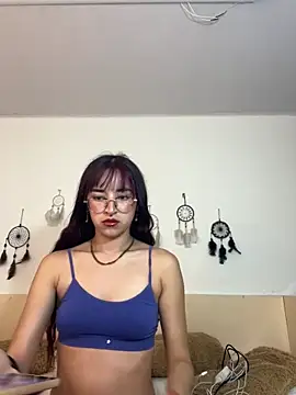 Snapshot of _Amatista_Fire chatting on February 18, 2026, 1:18 pm Amatista Fire online show from February 18, 2026, 1:18 pm