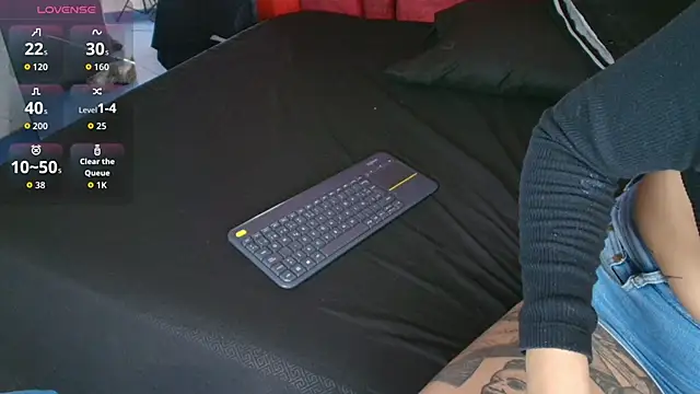 Snapshot of LilithVibe_ chatting on February 19, 2026, 2:58 pm LilithVibe online show from February 19, 2026, 2:58 pm