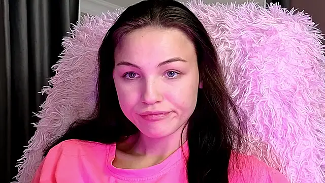 Lily Me online show from September 13, 2025, 8:53 pm