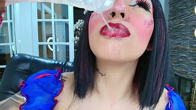 Snapshot of miss___abigail chatting on October 29, 2025, 2:43 am miss   abigail online show from October 29, 2025, 2:43 am