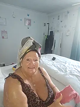 Angeldelightt online show from October 25, 2025, 10:47 am