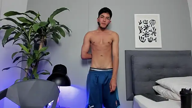 Tylerffoxx online show from April 9, 2026, 8:26 pm