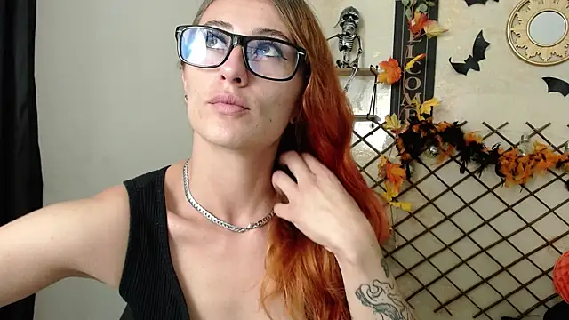 Perla stonex online show from October 8, 2025, 8:53 pm