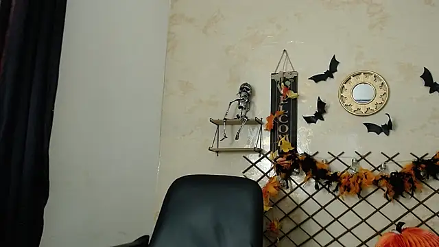 Perla stonex online show from October 23, 2025, 7:56 pm