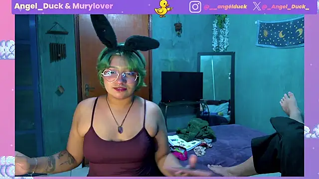 Angel Duck online show from May 23, 2026, 9:36 pm
