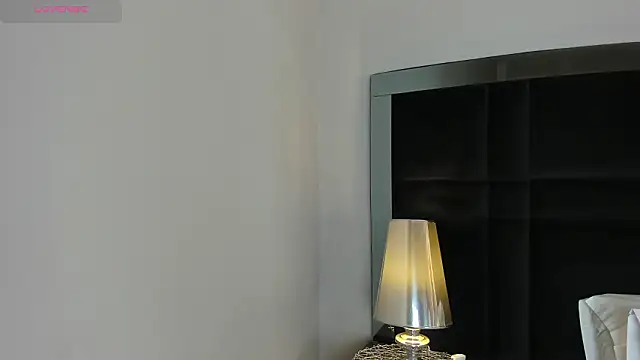 Snapshot of CarolineLee_ chatting on February 18, 2026, 10:39 pm CarolineLee online show from February 18, 2026, 10:39 pm