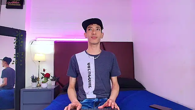 Ashton Myers online show from September 23, 2025, 7:32 pm