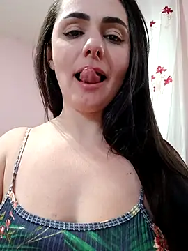 Snapshot of _SexyPetite_ chatting on September 29, 2025, 9:27 am SexyPetite online show from September 29, 2025, 9:27 am