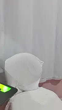  SexyPetite  online show from November 17, 2025, 1:48 pm