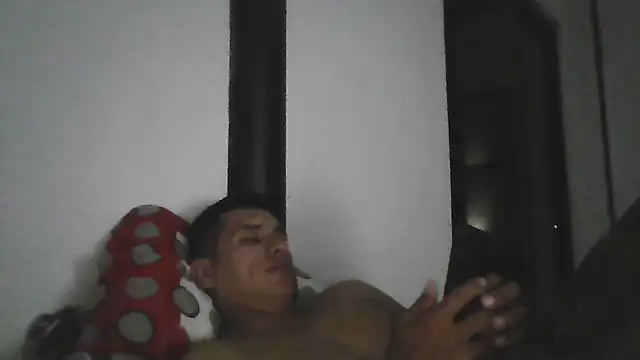 turcosexoactivo online show from October 14, 2025, 1:50 am