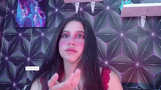 Megan Luxe online show from September 17, 2025, 4:03 am