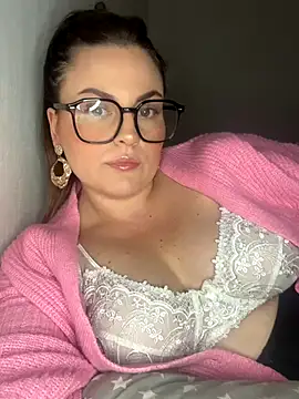 Snapshot of whitequeen_xxx chatting on October 8, 2025, 8:53 pm whitequeen xxx online show from October 8, 2025, 8:53 pm