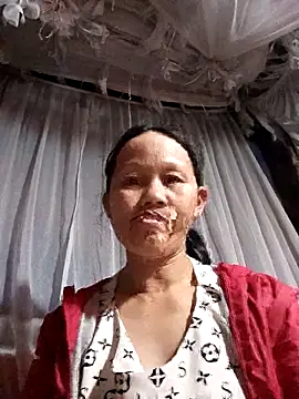 MaiHoa69 online show from November 5, 2025, 6:38 am