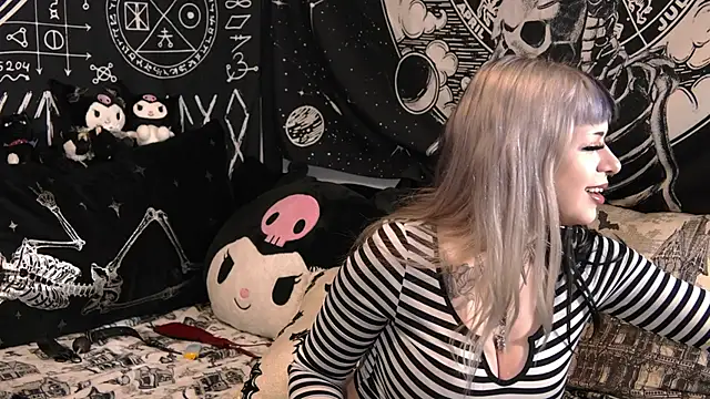 Paige Turner online show from March 27, 2026, 1:14 am