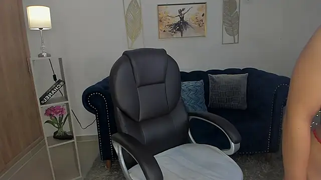 Snapshot of Saskia_litt chatting on October 20, 2025, 4:36 am Saskia litt online show from October 20, 2025, 4:36 am