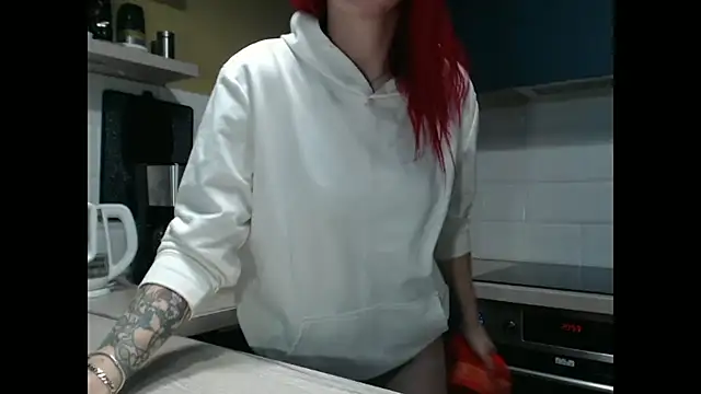 Snapshot of Arri_elle chatting on December 3, 2025, 12:01 am Arri elle online show from December 3, 2025, 12:01 am