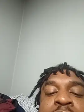 Snapshot of Longthickdick33 chatting on October 12, 2025, 7:48 pm Longthickdick33 online show from October 12, 2025, 7:48 pm