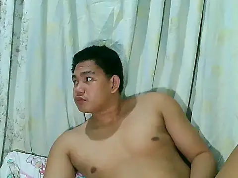 Snapshot of SwayingSam_19 chatting on October 1, 2025, 10:20 am SwayingSam 19 online show from October 1, 2025, 10:20 am