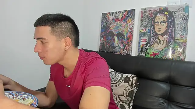 Snapshot of Mike3Xxx chatting on September 19, 2025, 12:58 am Mike3Xxx online show from September 19, 2025, 12:58 am