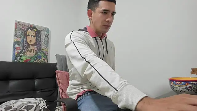 Snapshot of Mike3Xxx chatting on October 25, 2025, 2:44 am Mike3Xxx online show from October 25, 2025, 2:44 am