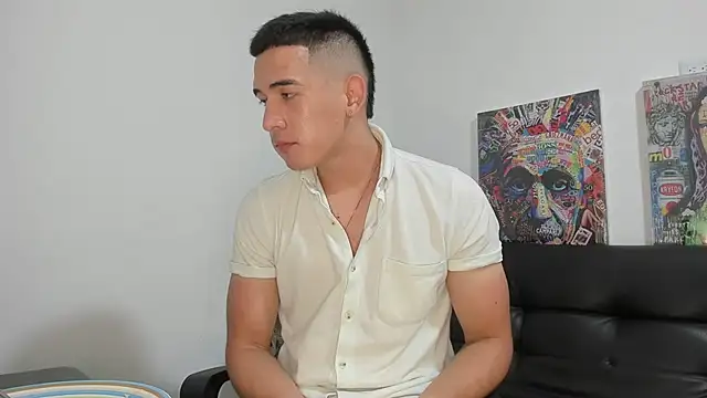 Snapshot of Mike3Xxx chatting on October 10, 2025, 2:01 am Mike3Xxx online show from October 10, 2025, 2:01 am