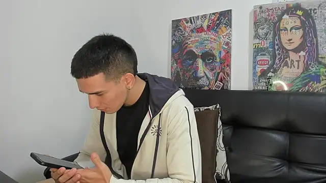 Snapshot of Mike3Xxx chatting on October 5, 2025, 12:34 am Mike3Xxx online show from October 5, 2025, 12:34 am