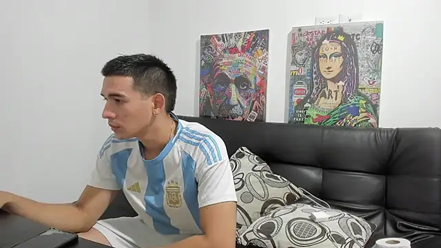 Snapshot of Mike3Xxx chatting on September 21, 2025, 10:48 pm Mike3Xxx online show from September 21, 2025, 10:48 pm