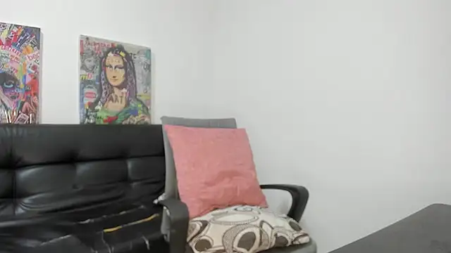 Snapshot of Mike3Xxx chatting on October 25, 2025, 8:42 pm Mike3Xxx online show from October 25, 2025, 8:42 pm