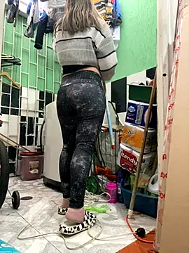 Abby-LS online show from October 18, 2025, 12:07 pm