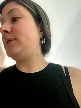 Abby-LS online show from September 29, 2025, 7:08 pm